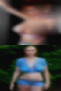 Fun loving Andean nude skirts women lad.